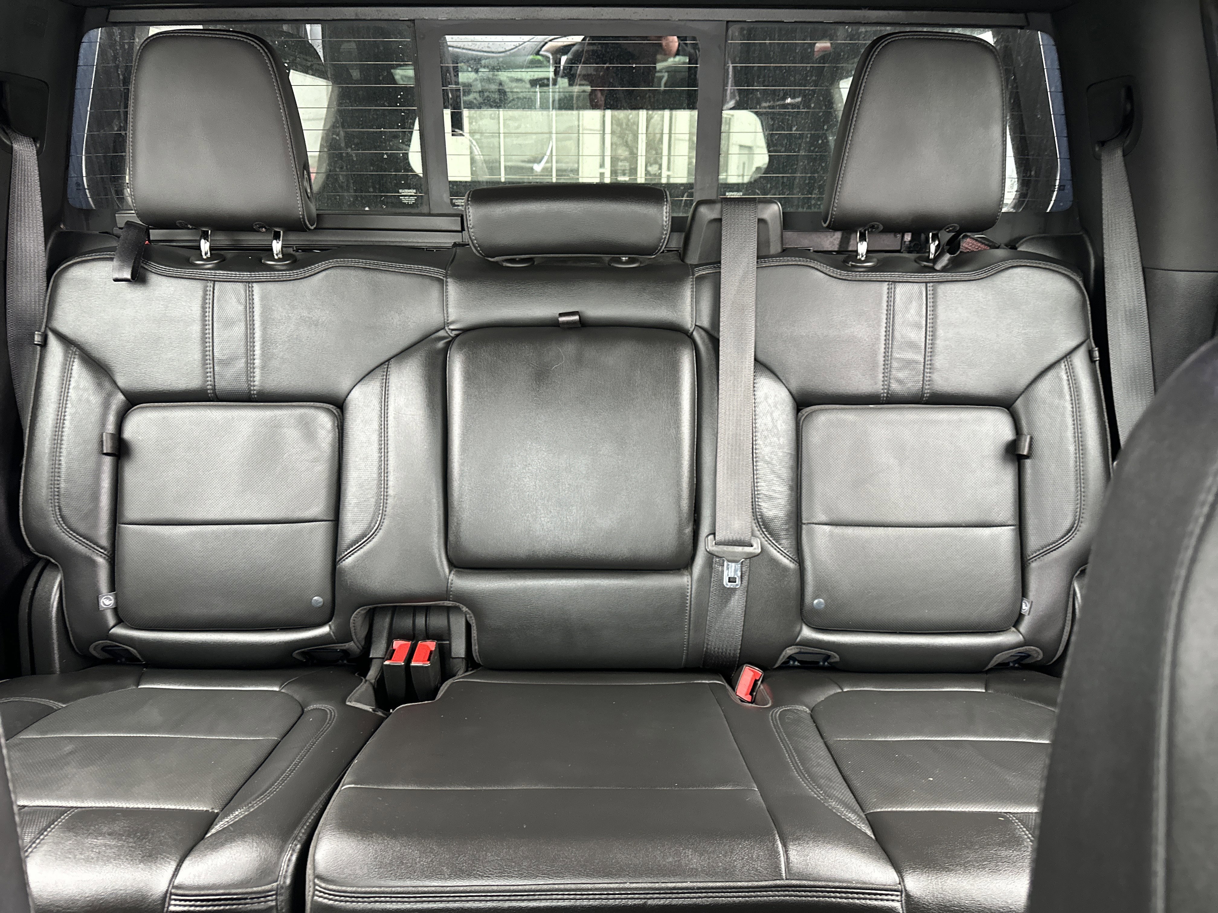 Used 2020 Chevrolet Silverado 1500 High Country image 25