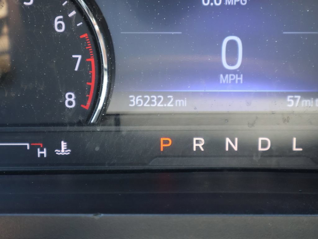 Certified 2022 Ford Explorer XLT w/ Equipment Group 202A AWD/4WD image 32