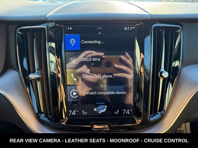 Used 2020 Volvo XC60 T5 Momentum AWD/4WD image 4
