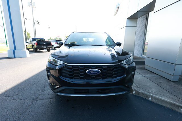 Certified 2025 Ford Escape ST-Line Select w/ Tech Pack #1 AWD/4WD image 7