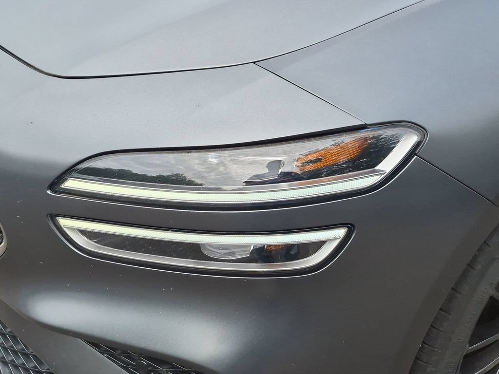 Used 2022 Genesis G70 3.3T Launch Edition AWD/4WD image 3