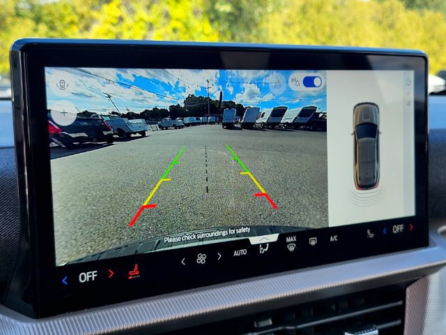 Certified 2025 Ford Explorer Active AWD/4WD image 22