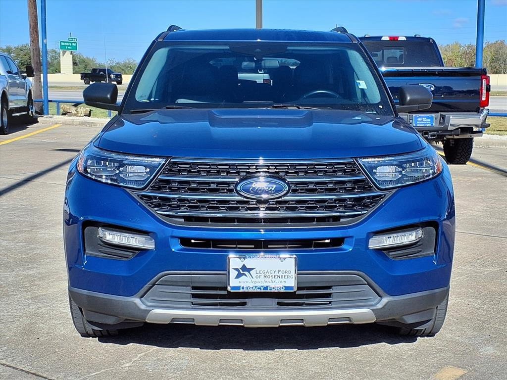 Certified 2020 Ford Explorer XLT w/ Equipment Group 202A image 28