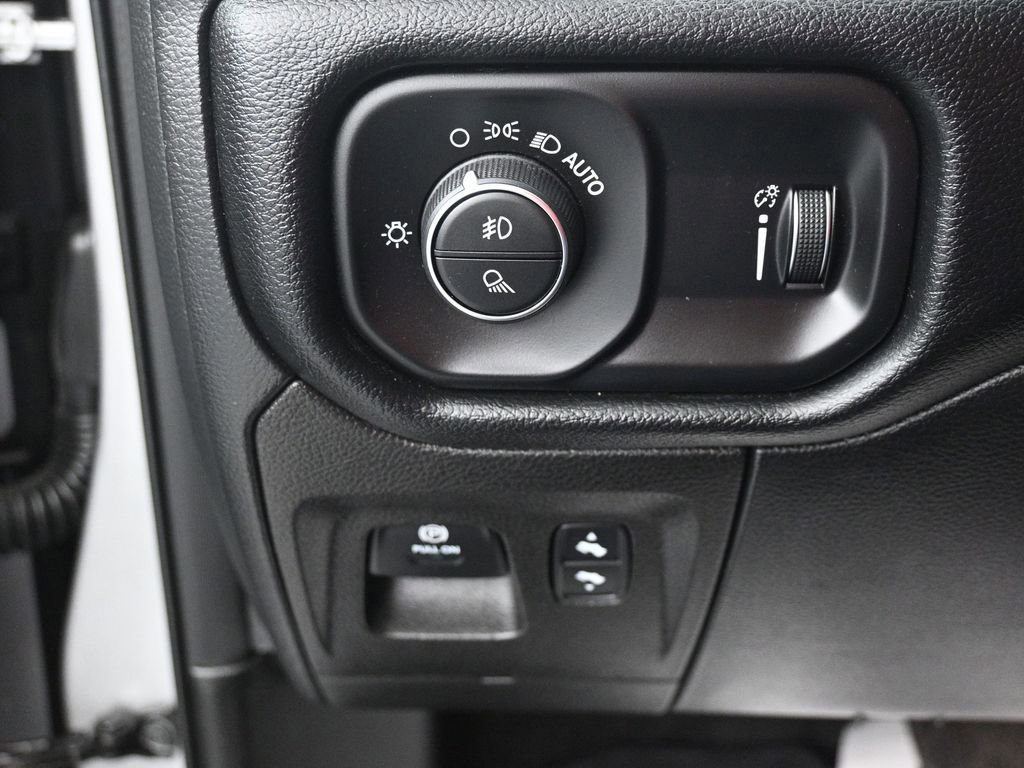 Used 2022 RAM 1500 Big Horn image 40