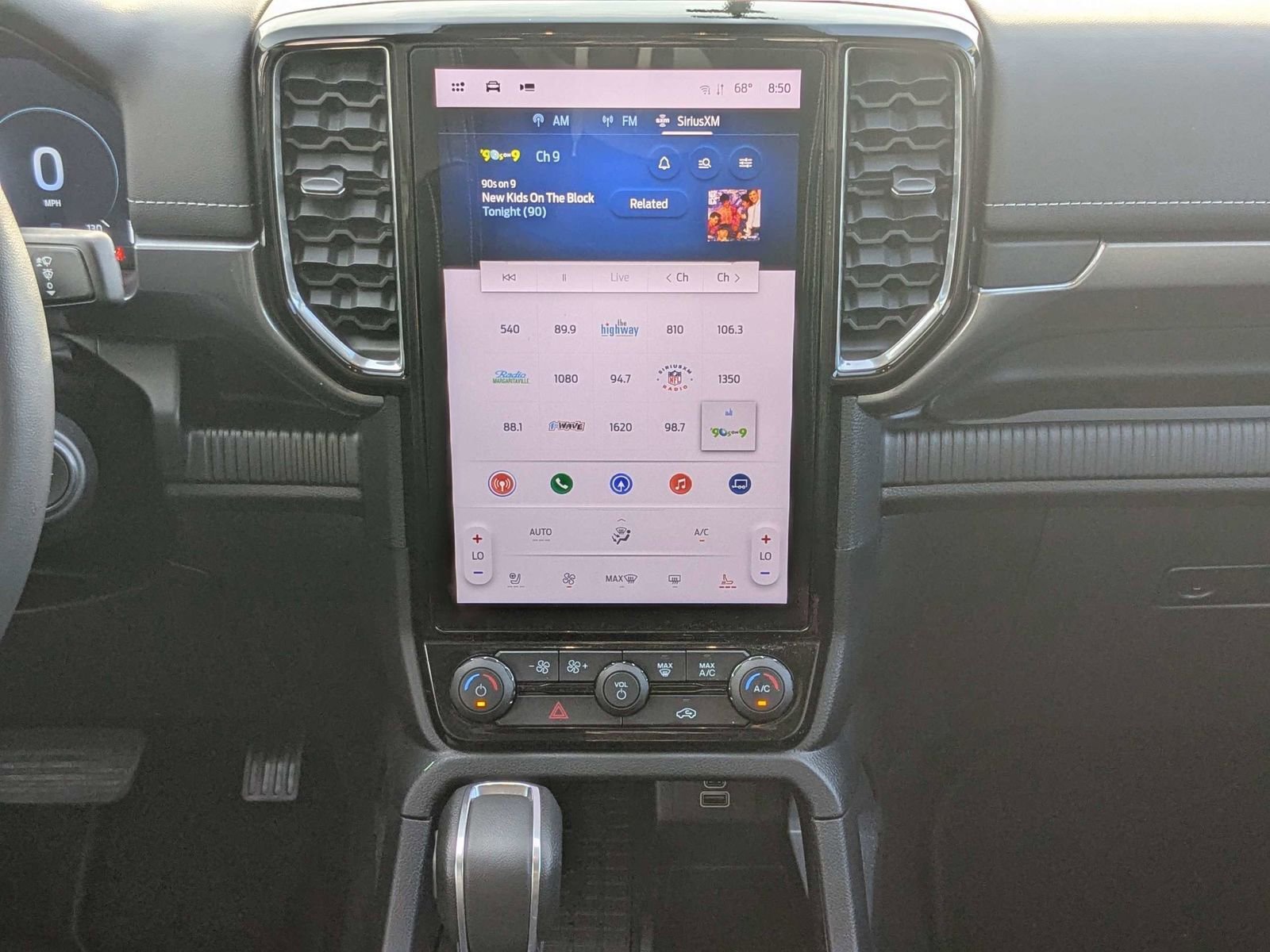 Certified 2025 Ford Ranger Lariat w/ FX4 Off-Road Package image 18