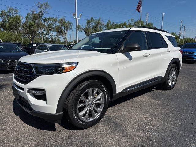 Certified 2021 Ford Explorer XLT w/ Equipment Group 202A RWD image 11