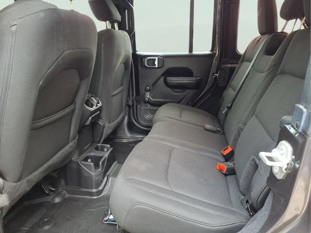 Used 2022 Jeep Wrangler Unlimited Sport AWD/4WD image 9