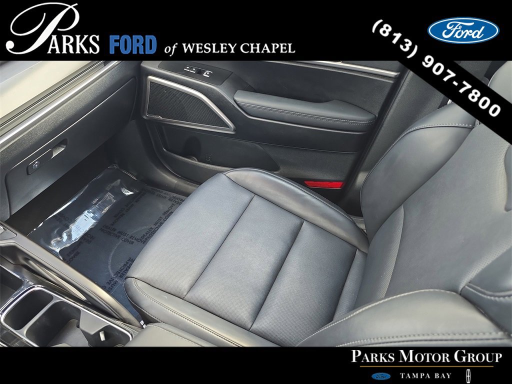 Used 2024 Kia Telluride S image 14