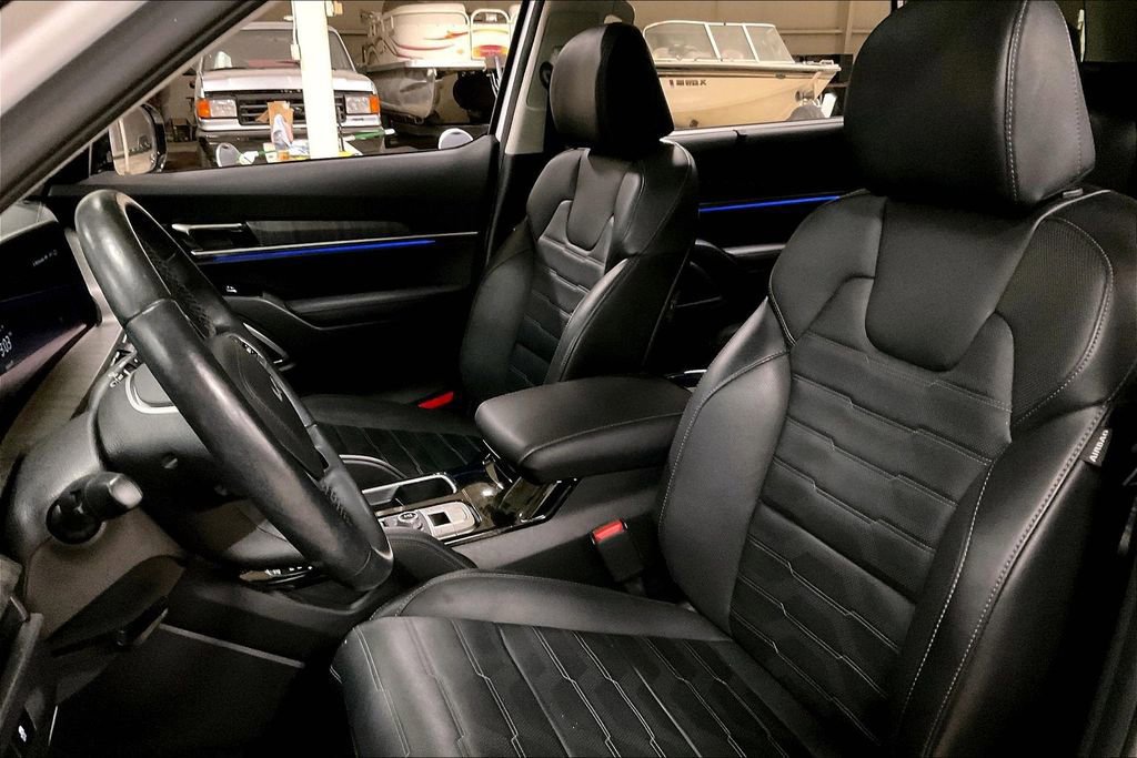 Used 2024 Kia Telluride SX Prestige image 24