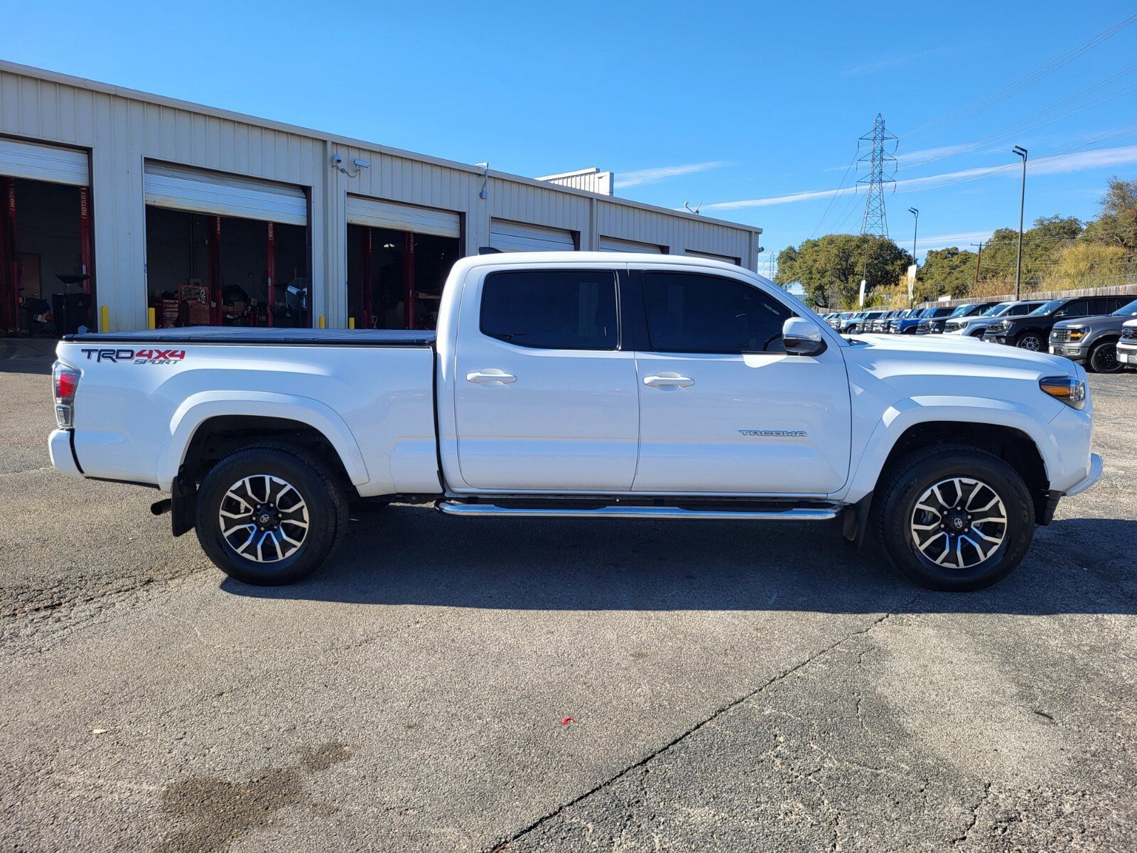 Used 2023 Toyota Tacoma TRD Sport image 2