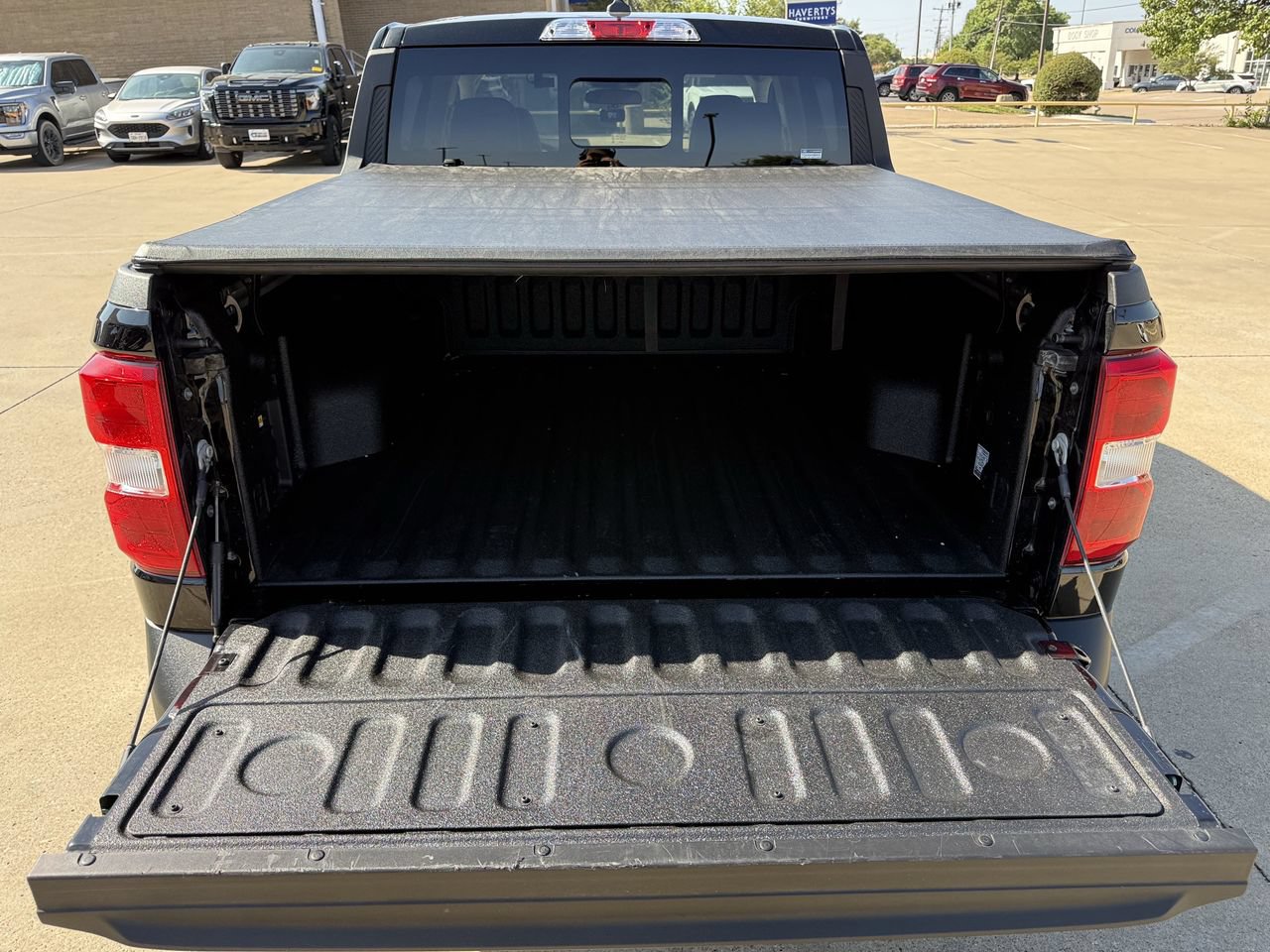 Certified 2024 Ford Maverick Lariat FWD image 28
