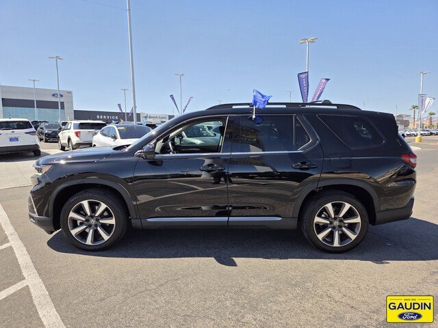 Used 2025 Honda Pilot Elite image 4