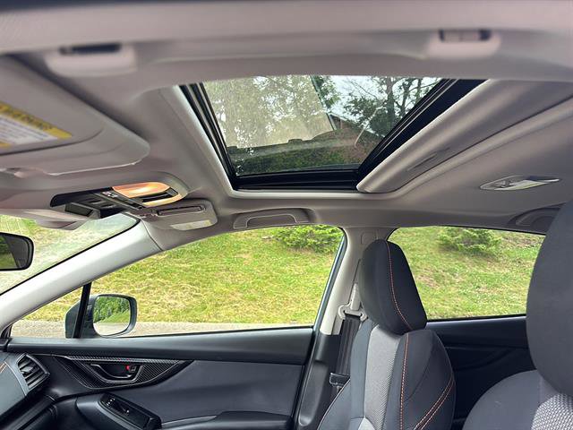 Used 2022 Subaru Crosstrek 2.0i Premium w/ Moonroof Package AWD/4WD image 15