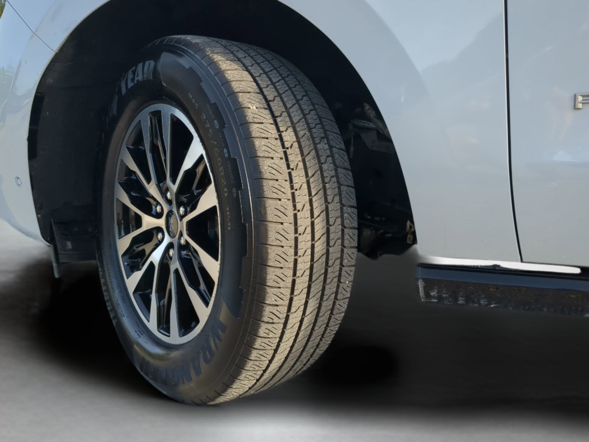 Certified 2025 Ford Expedition Platinum AWD/4WD image 75