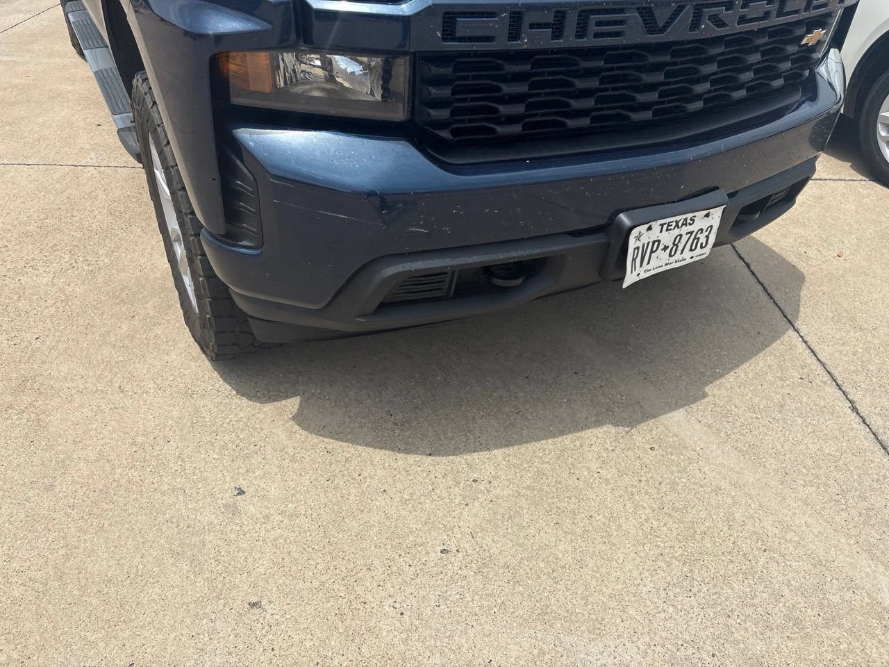 Used 2019 Chevrolet Silverado 1500 Custom w/ Custom Max Trailering Package AWD/4WD image 5