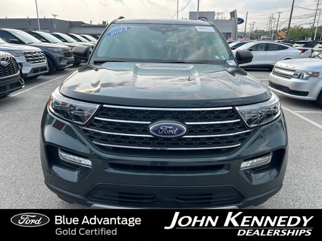 Certified 2023 Ford Explorer XLT w/ Equipment Group 202A AWD/4WD image 3