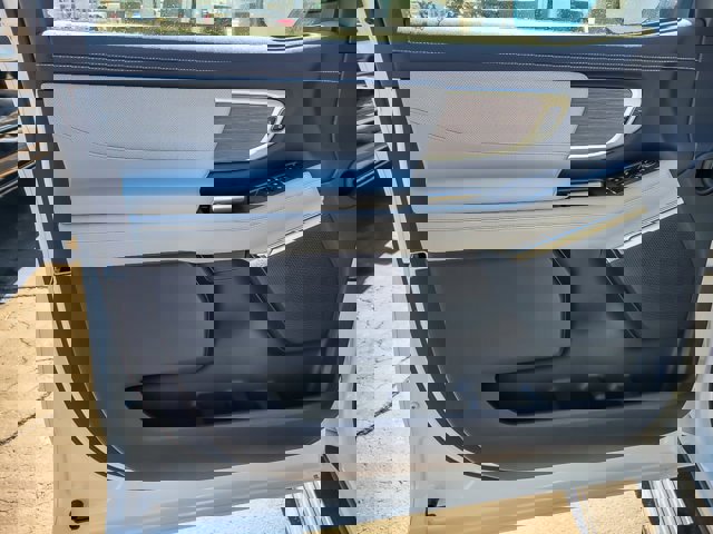 Certified 2025 Ford Expedition Platinum w/ Platinum Ultimate Package image 20