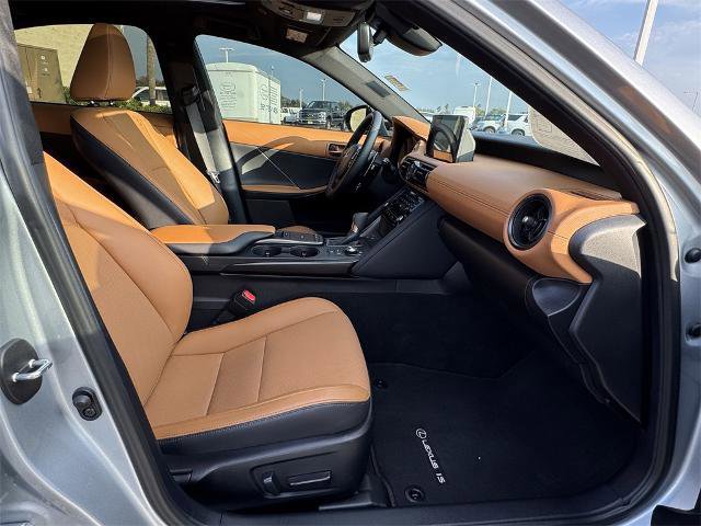 Used 2025 Lexus IS 300 w/ Premium Package image 17