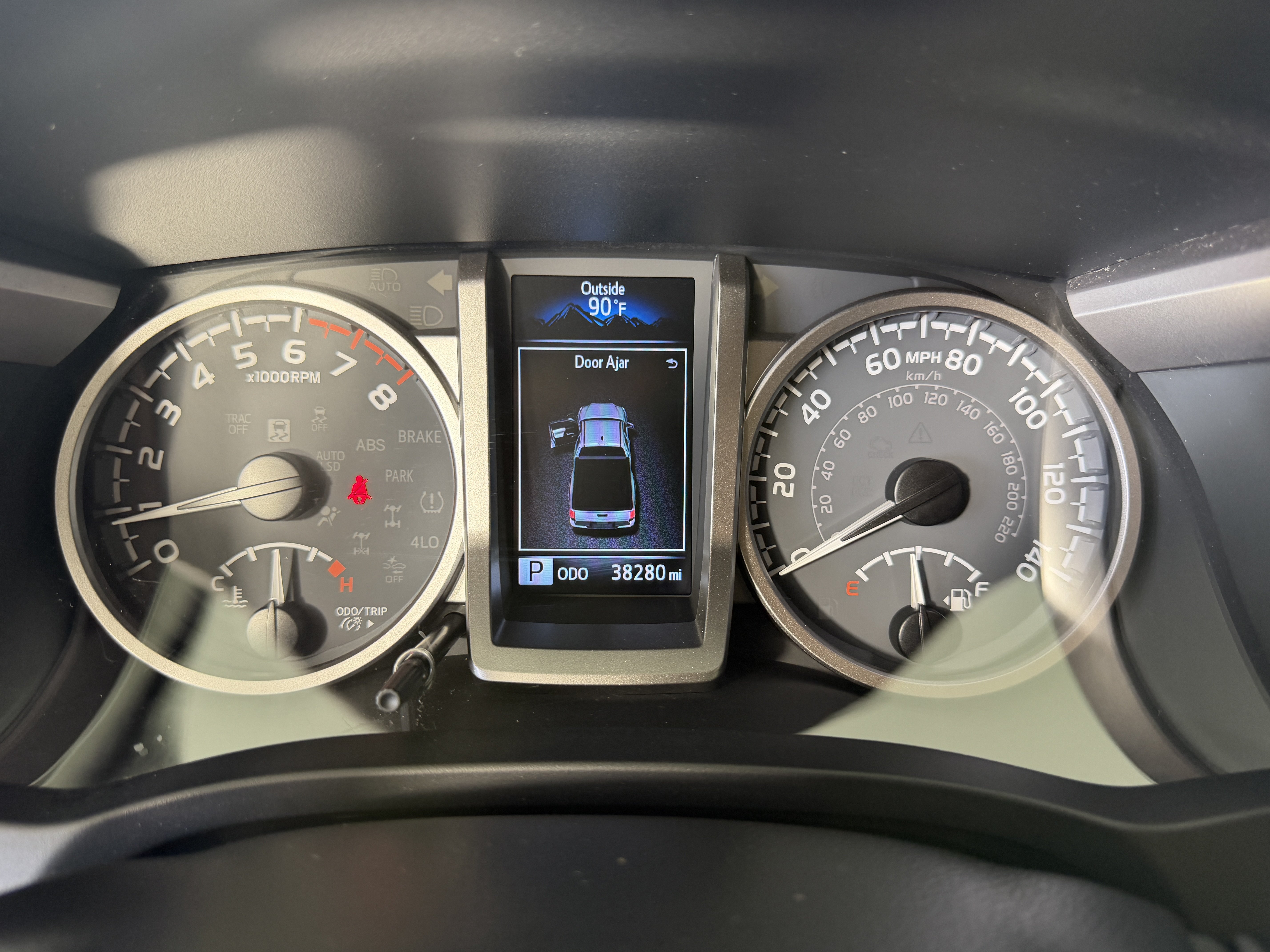 Used 2022 Toyota Tacoma SR5 w/ Technology Package RWD image 33
