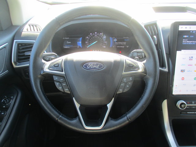 Certified 2024 Ford Edge SEL w/ Convenience Package AWD/4WD image 8