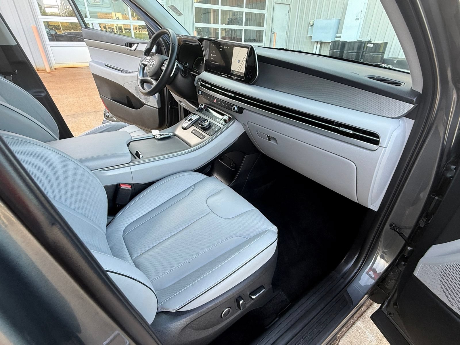 Used 2025 Hyundai Palisade SEL AWD/4WD image 17