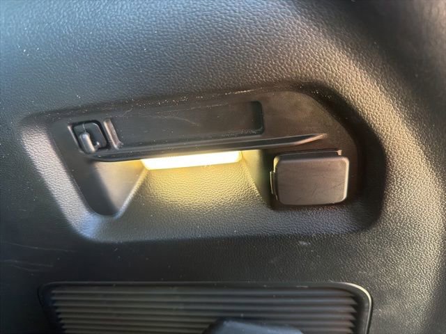 Certified 2023 Ford Explorer XLT w/ Equipment Group 202A AWD/4WD image 13