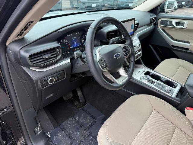 Certified 2024 Ford Explorer XLT w/ Class IV Trailer Tow Package image 23