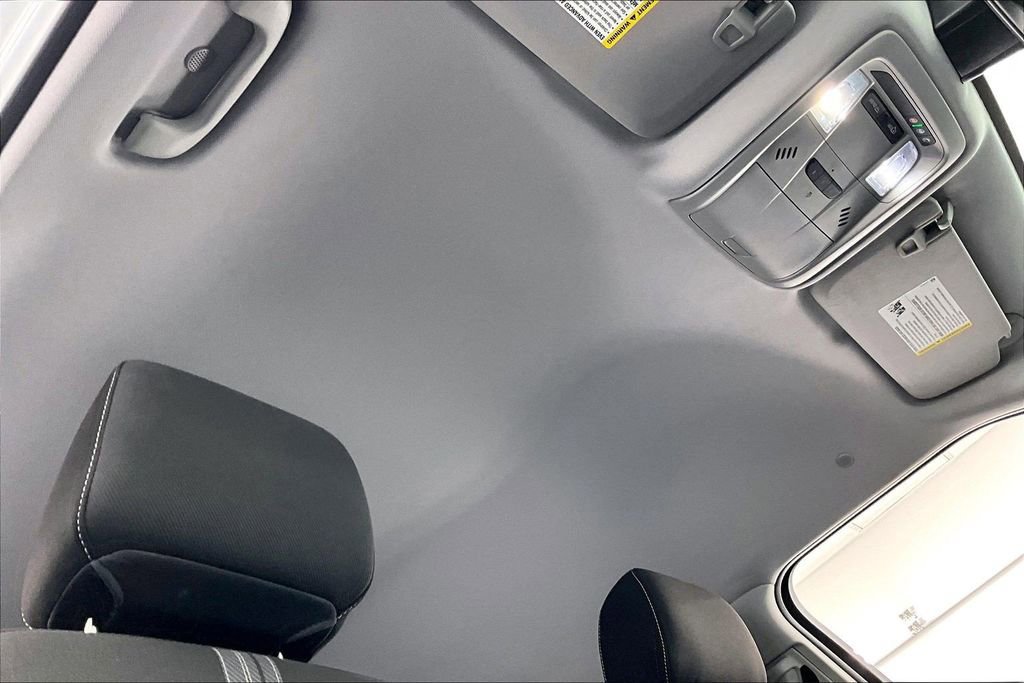 Used 2024 Chevrolet Blazer LT w/ Convenience Package image 22