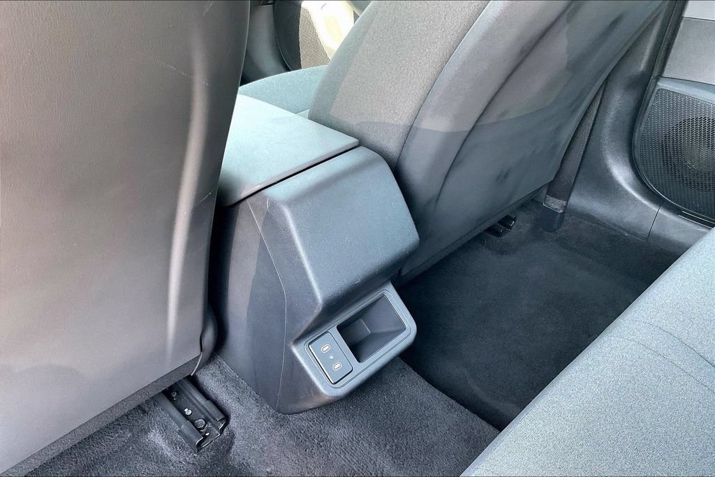 Used 2025 Kia K4 FWD image 33