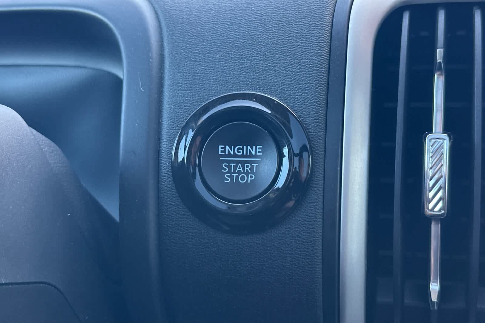 Certified 2025 Ford Expedition Max Active AWD/4WD image 27
