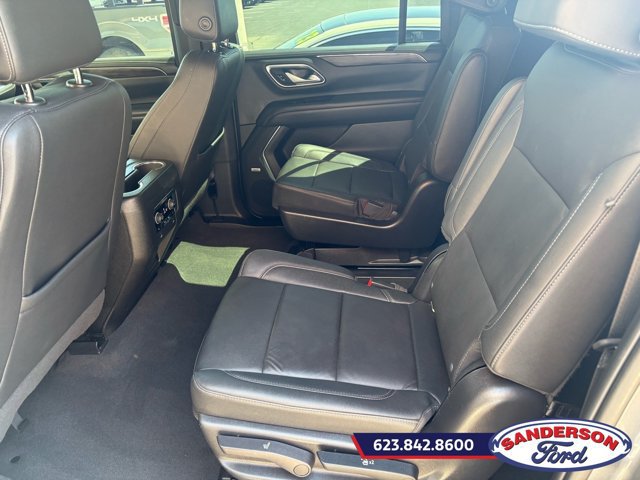Used 2022 Chevrolet Suburban Z71 w/ Z71 Off-Road Package AWD/4WD image 16
