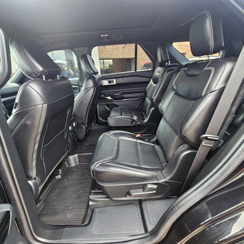 Certified 2024 Ford Explorer ST w/ Equipment Group 401A image 15