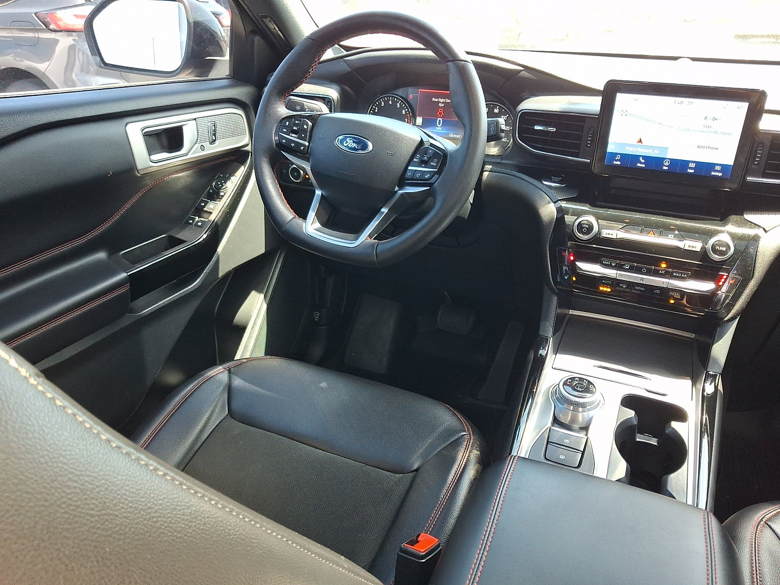 Certified 2023 Ford Explorer ST-Line w/ Class IV Trailer Tow Package AWD/4WD image 14