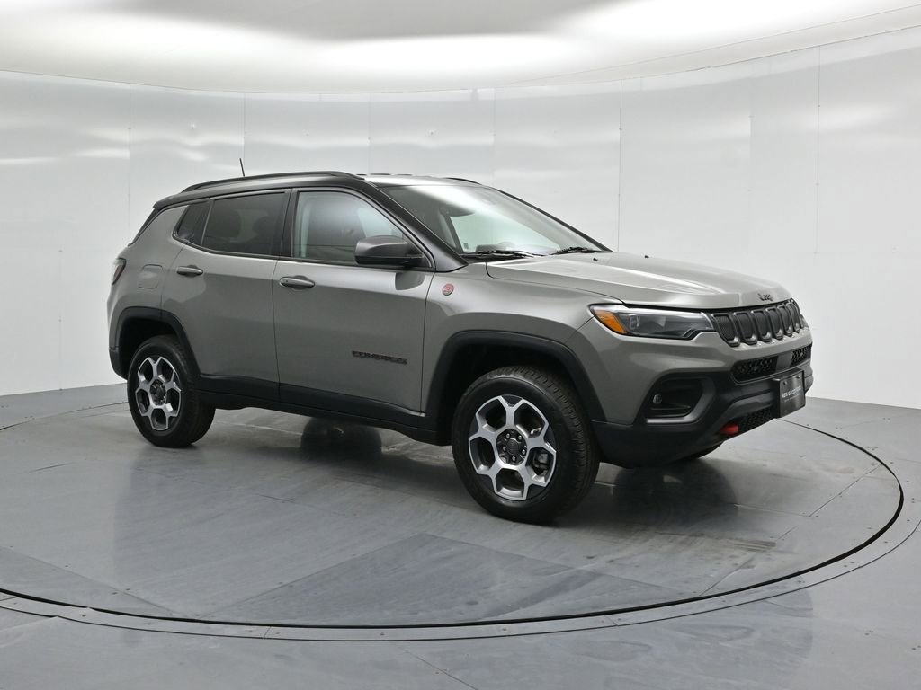 Used 2022 Jeep Compass Trailhawk w/ Trailhawk Elite Group image 23
