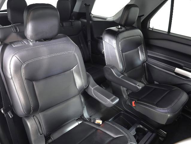 Certified 2021 Ford Explorer XLT w/ Equipment Group 202A image 10
