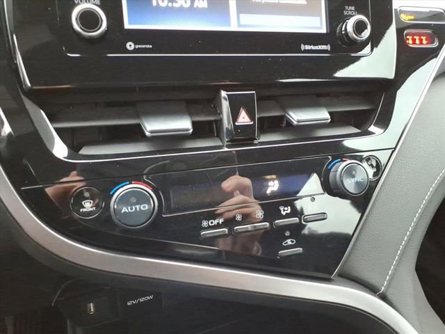 Used 2022 Toyota Camry SE image 26