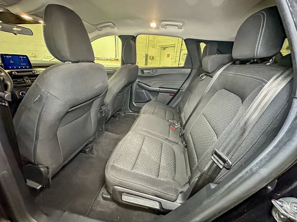 Certified 2024 Ford Escape Active AWD/4WD image 27