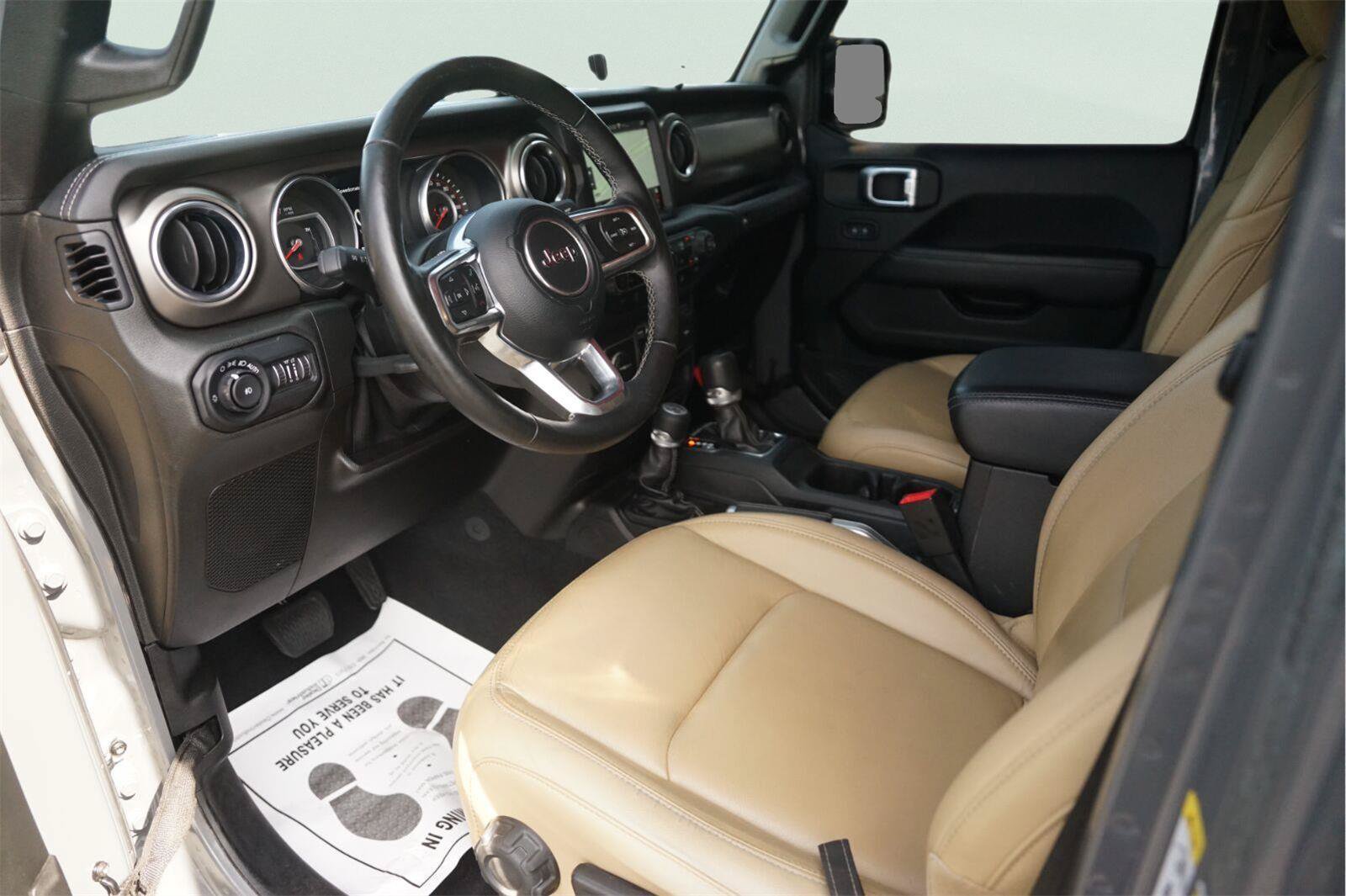 Used 2019 Jeep Wrangler Unlimited Rubicon AWD/4WD image 8
