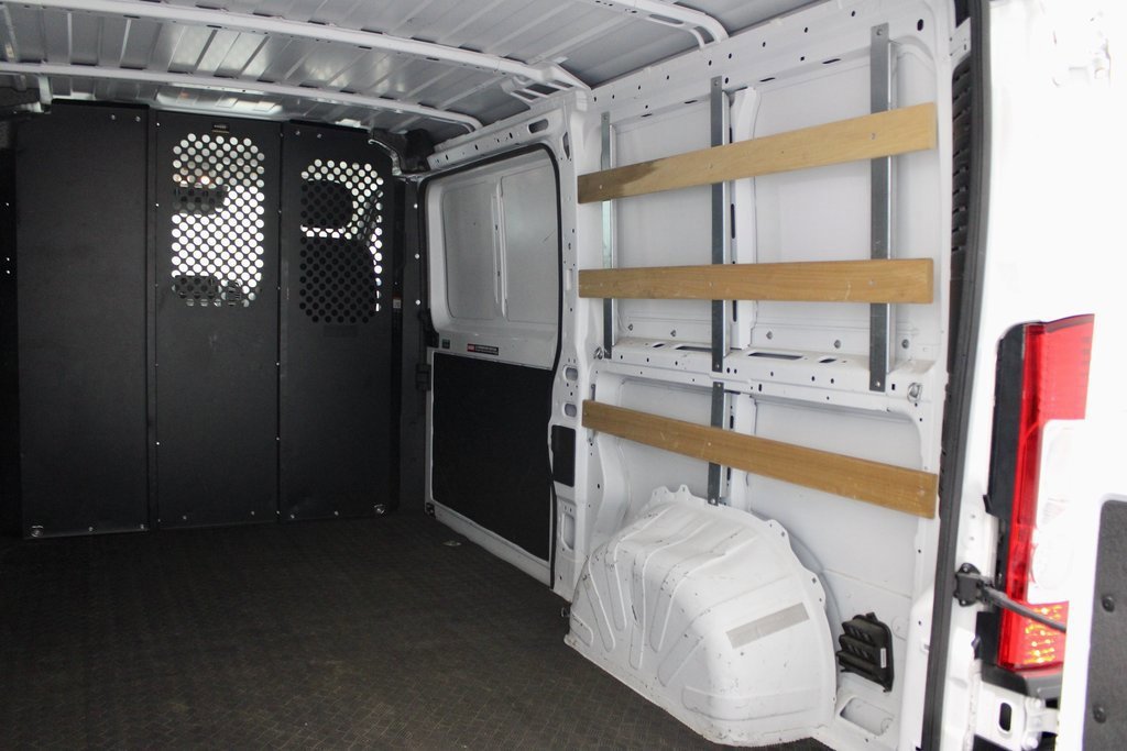 Used 2023 RAM ProMaster 2500 image 12