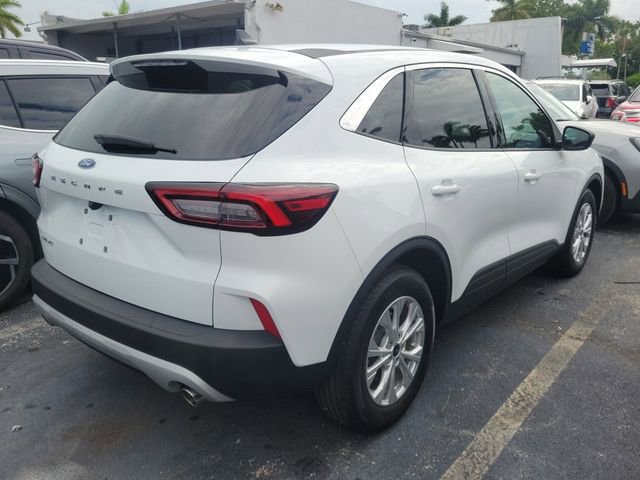 Certified 2023 Ford Escape Active FWD image 3