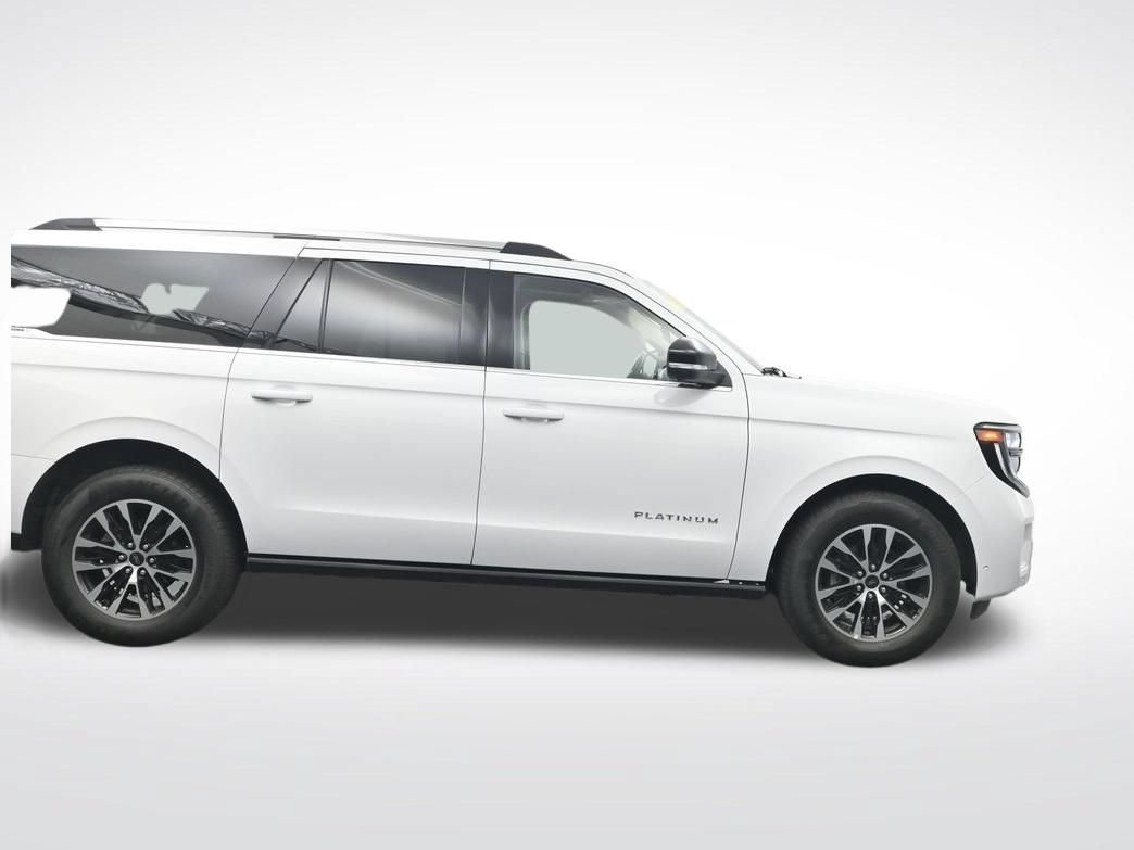 Certified 2025 Ford Expedition Max Platinum AWD/4WD image 4