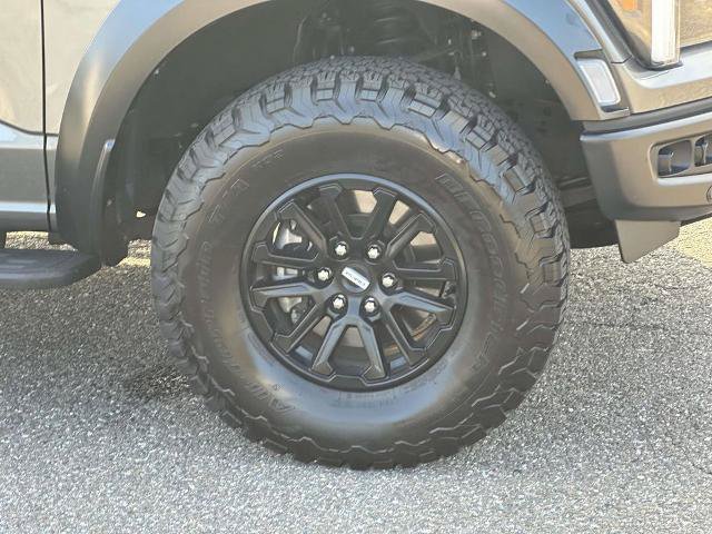 Certified 2025 Ford F150 Raptor AWD/4WD image 9
