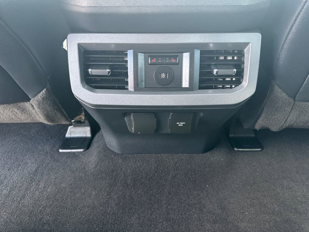 Certified 2023 Ford F250 Lariat w/ Lariat Ultimate Package AWD/4WD image 22