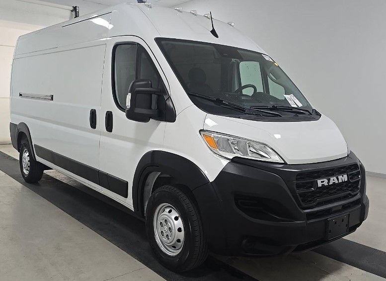 Used 2023 RAM ProMaster 2500 FWD image 2