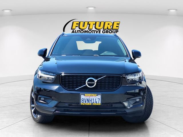 Used 2019 Volvo XC40 T5 R-Design AWD/4WD image 2