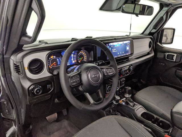 Used 2026 Jeep Wrangler Sport AWD/4WD image 7