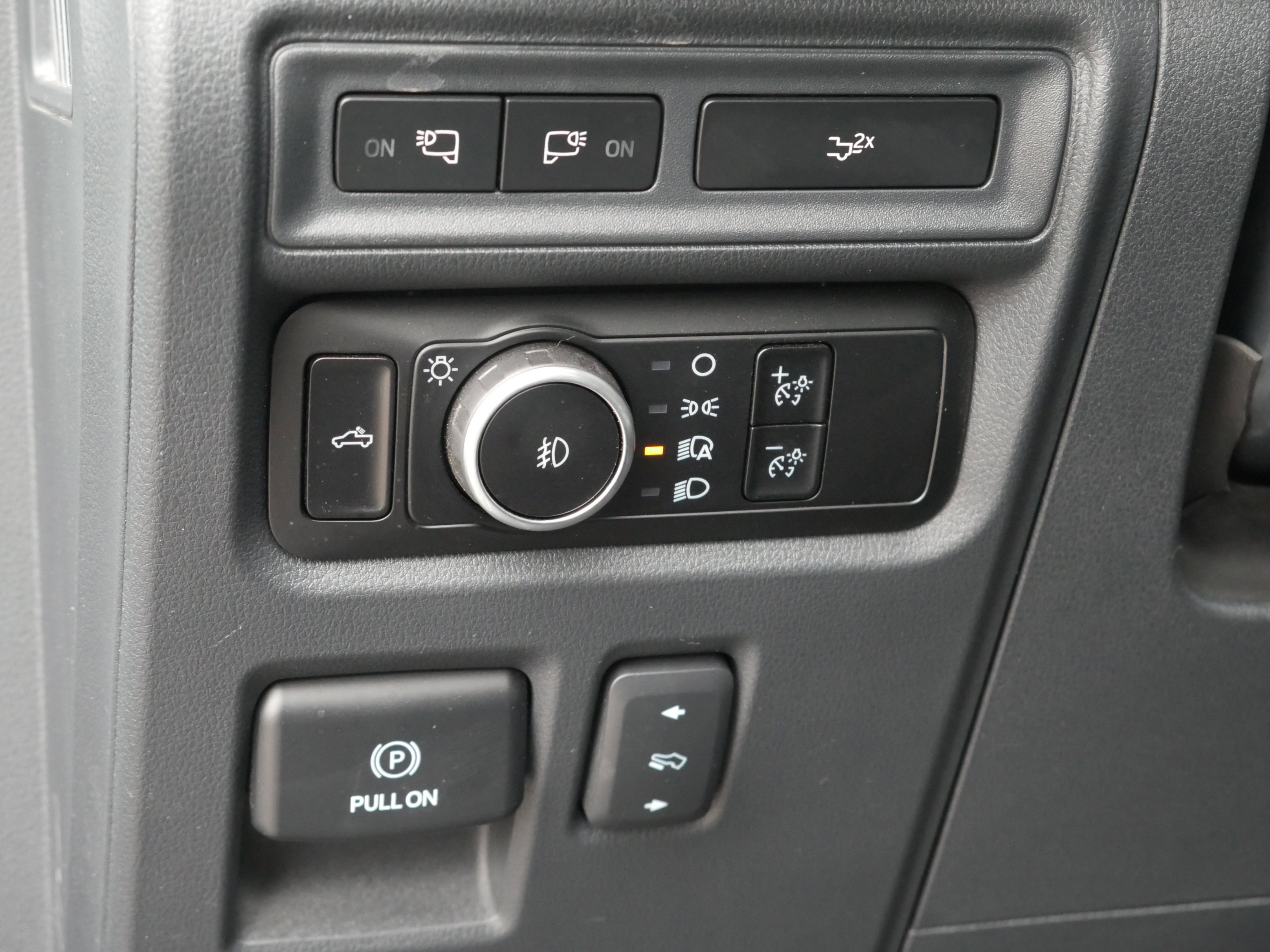 Certified 2023 Ford F150 Lariat w/ Equipment Group 502A High image 12