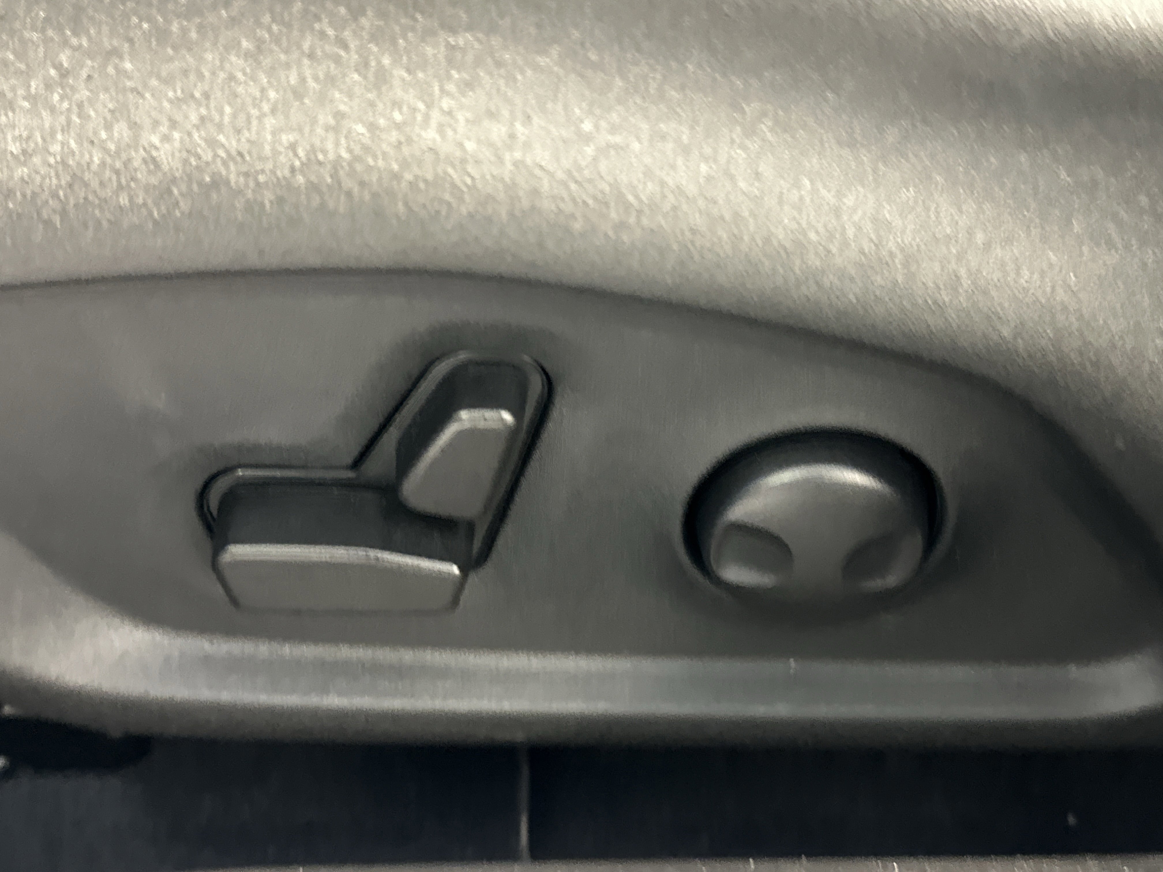 Used 2022 Jeep Compass Latitude w/ Sun and Sound Group image 23