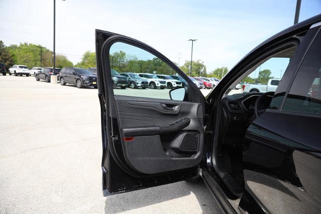 Certified 2024 Ford Escape Active AWD/4WD image 16