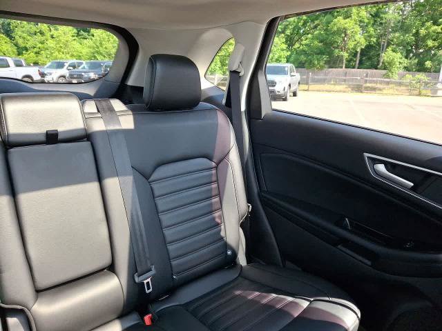 Certified 2020 Ford Edge SEL w/ Convenience Package AWD/4WD image 14